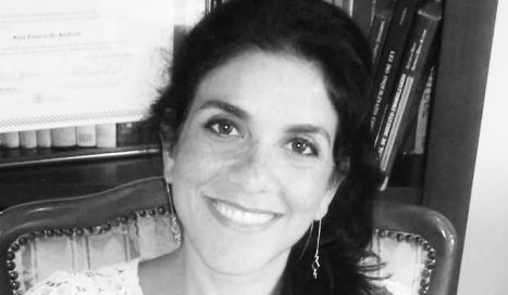 AINÁ FRANCO DE ANDRADE